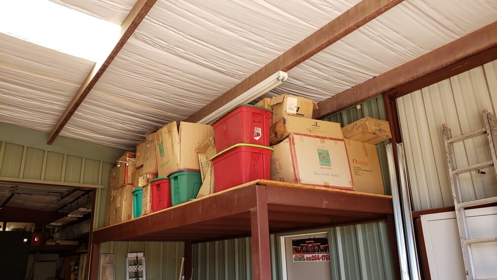 More Photos Of 21511 State Highway 71 W, Spicewood Light Manufacturing For Sale