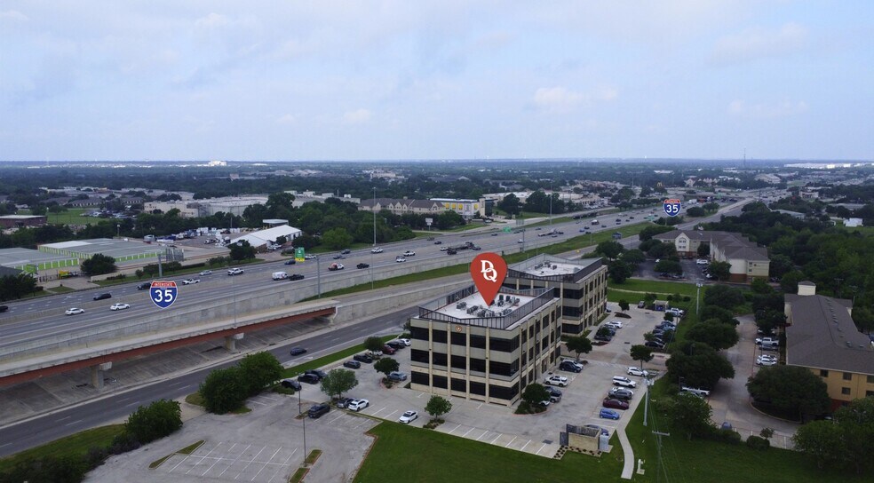 More Photos Of 559 IH 35, Round Rock Office For Lease