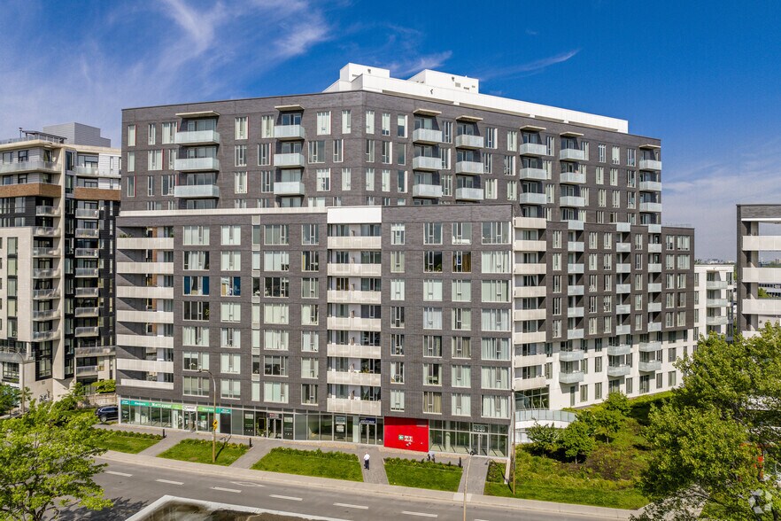 Primary Photo Of 4965 Rue Jean-Talon O, Montréal Apartments For Sale