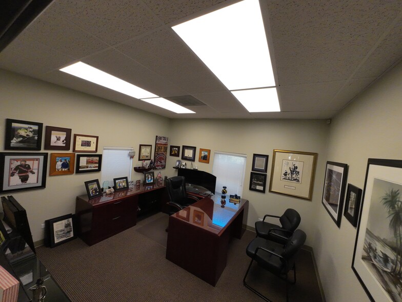 More Photos Of 739 W Littleton Blvd, Littleton Office For Sale