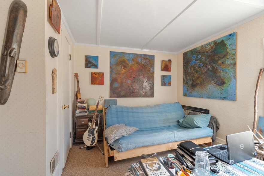 More Photos Of 561 Main St, Boxford General Retail For Sale