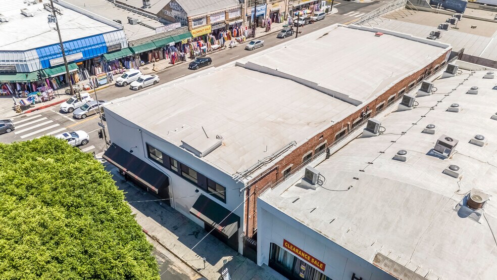 More Photos Of 904 Wall St, Los Angeles Storefront For Lease