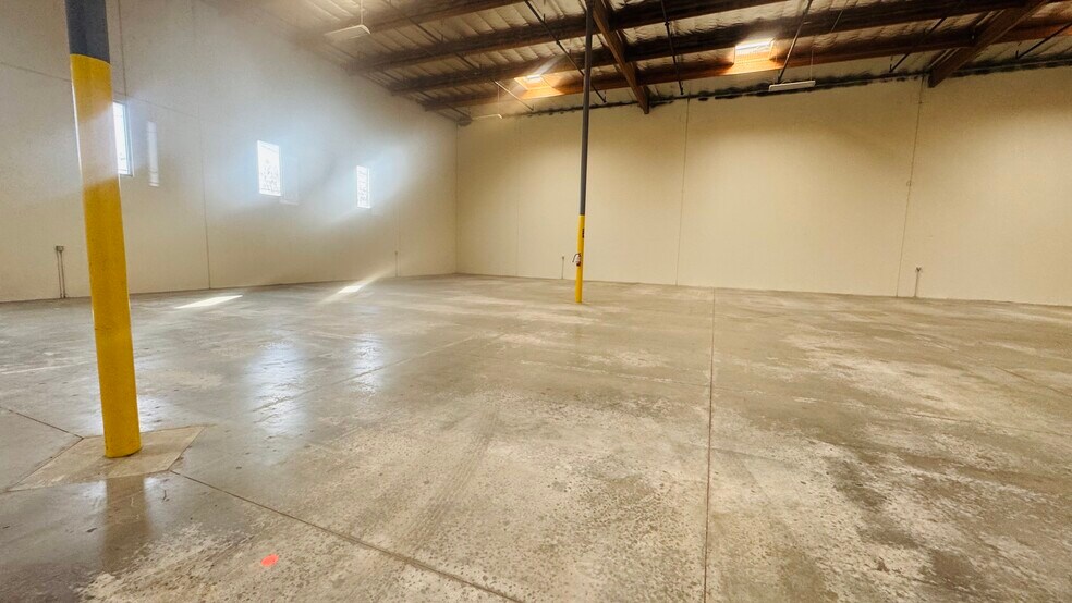 More Photos Of 2023-2027 Chico Ave, South El Monte Warehouse For Lease