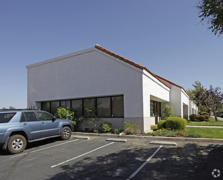 More Photos Of , Palmdale Office For Sale