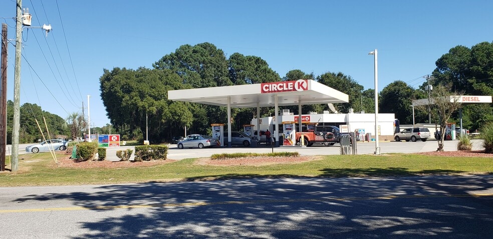 More Photos Of 10105 N Us-17 Hwy, Mc Clellanville Convenience Store For Sale