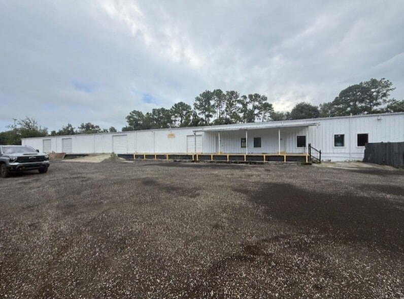 More Photos Of 479 Zoo Pky, Jacksonville Warehouse For Sale