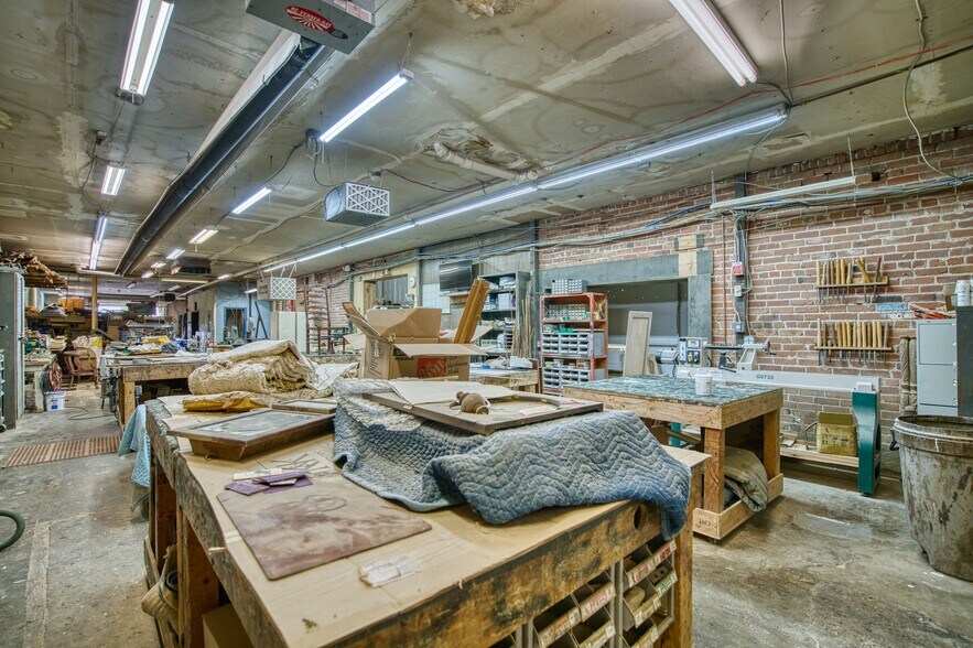 More Photos Of 428 Main St, Windsor Storefront Retail Residential For Sale