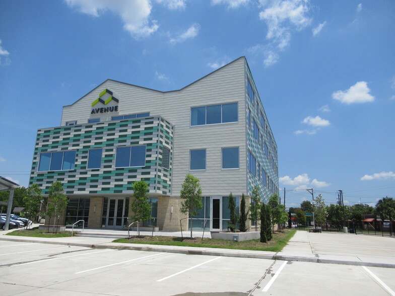 Primary Photo Of 3517 Irvington Blvd, Houston Office For Lease