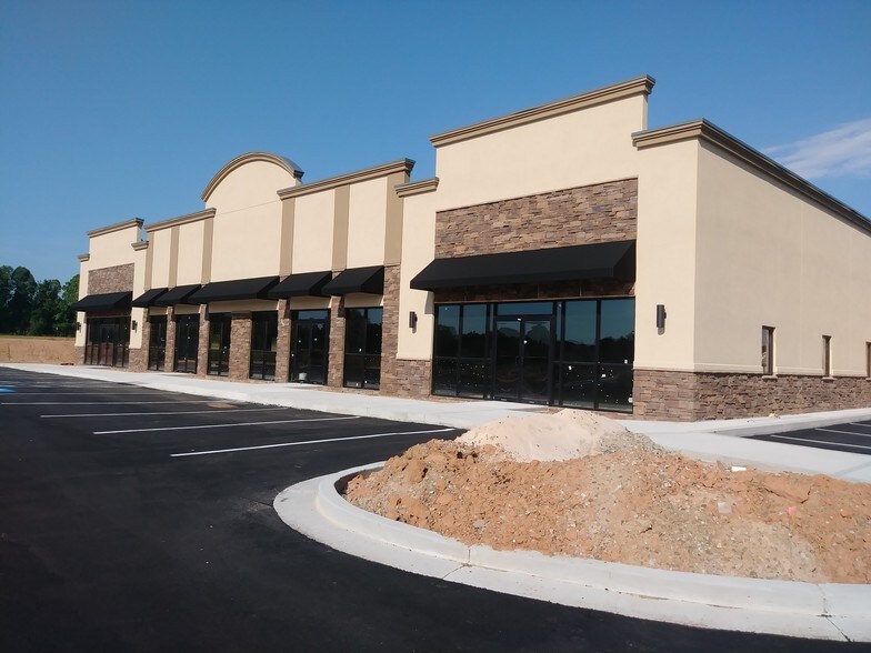 More Photos Of 132 Gateway Ln, Bethlehem Office For Sale