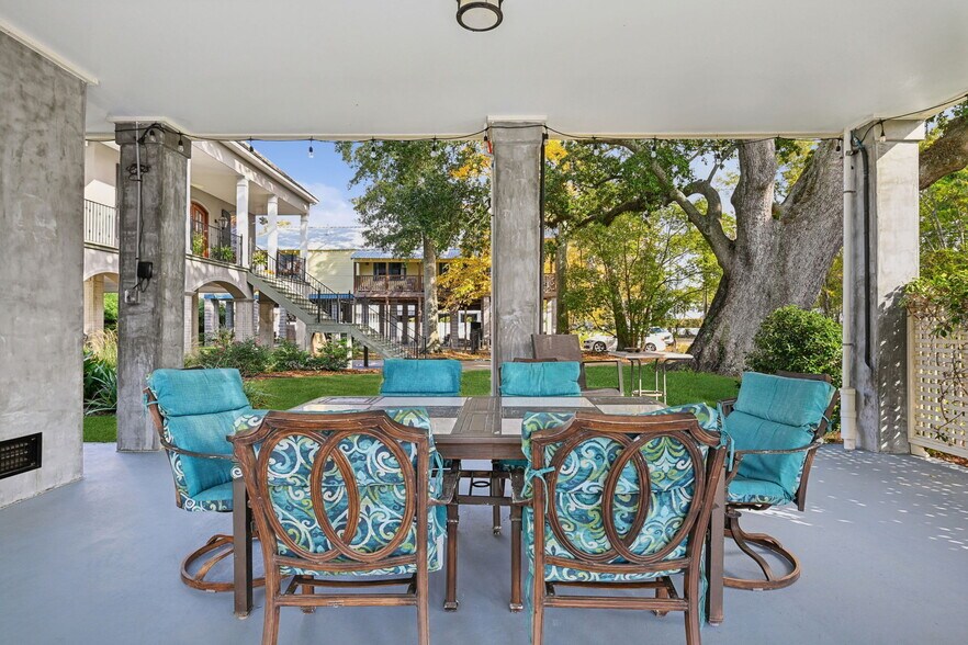 More Photos Of 124 Lafitte St, Mandeville Hospitality For Sale