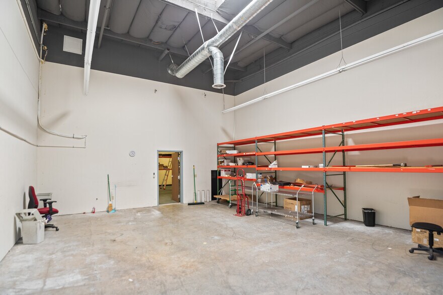 More Photos Of 258-280 E Gish Rd, San Jose Research And Development For Sale