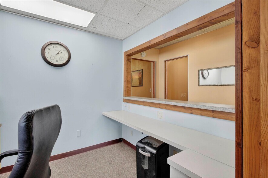 More Photos Of 820 N Pine River St, Ithaca Healthcare For Sale