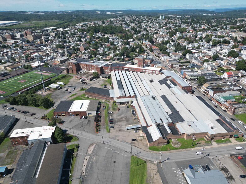 More Photos Of 100 E Diamond Ave, Hazleton Warehouse For Sale