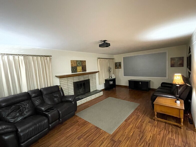 More Photos Of 5743 Meldrum Rd, Casco Airplane Hangar For Sale