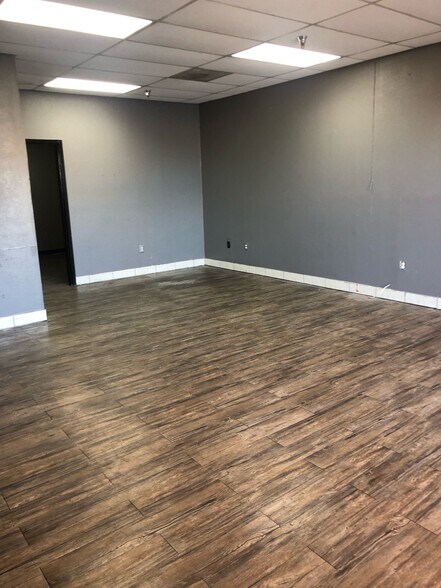 More Photos Of 4655 Quality Ct, Las Vegas Light Manufacturing For Lease