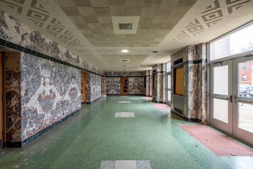 More Photos Of 3301 Byron, Chicago Religious Facility For Sale