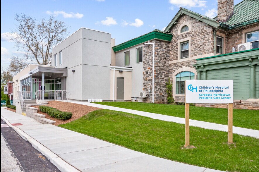 More Photos Of 1437 DeKalb St, Norristown Medical For Sale