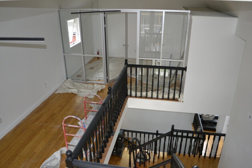 More Photos Of 9 Monroe St, Ellicottville Storefront Retail Residential For Lease