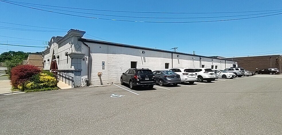 More Photos Of 286-290 Lodi St, Hackensack Warehouse For Sale