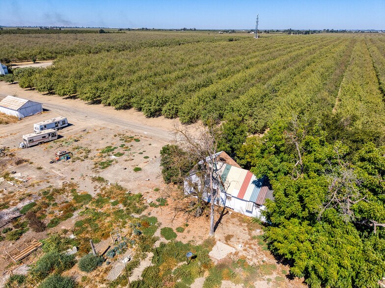 More Photos Of 743 College City Rd, Arbuckle Apartments For Sale