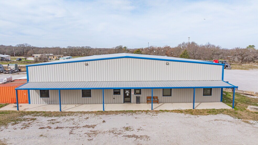 More Photos Of 4610 E Highway 199, Springtown General Retail For Sale