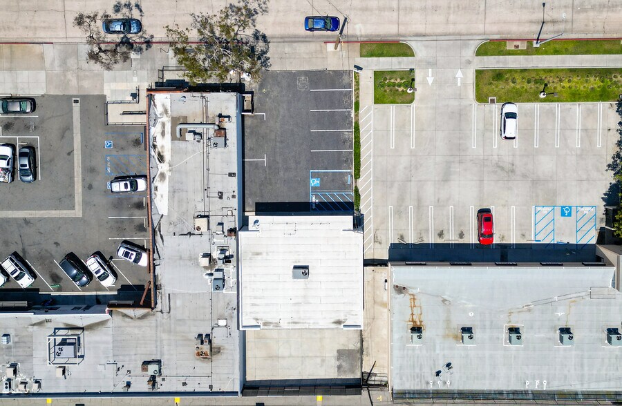 More Photos Of 209 E Beverly Blvd, Montebello Freestanding For Lease