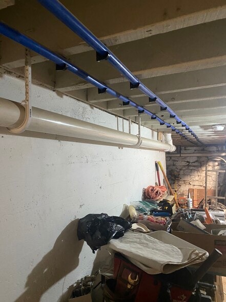 More Photos Of 116 Tecumseh St, Dundee Storefront Retail Office For Sale