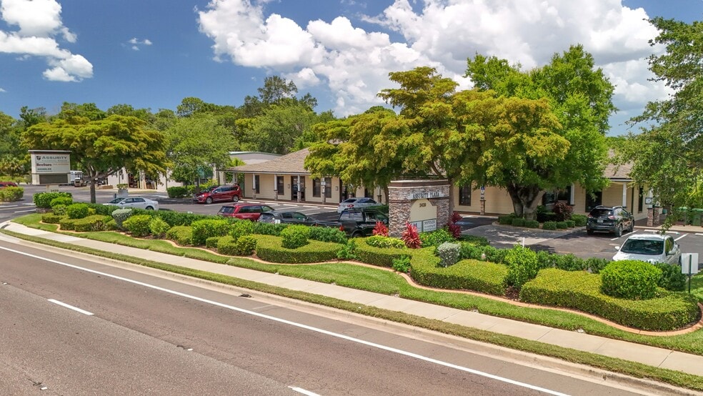 Primary Photo Of 2429 Manatee Ave E, Bradenton Medical For Lease