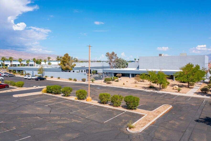 More Photos Of 2400 N Tenaya Way, Las Vegas Unknown For Lease