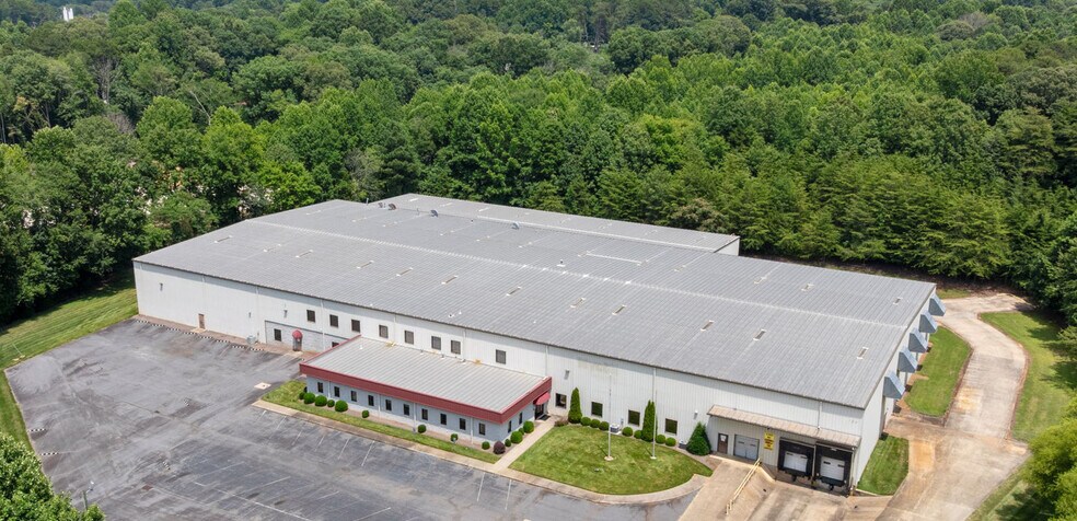 Primary Photo Of 164 Pointe South Dr, Randleman Warehouse For Lease