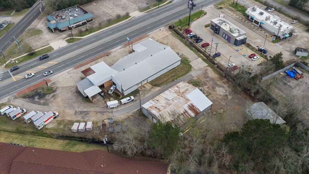 More Photos Of 1006 South Timberland Dr, Lufkin Industrial For Sale