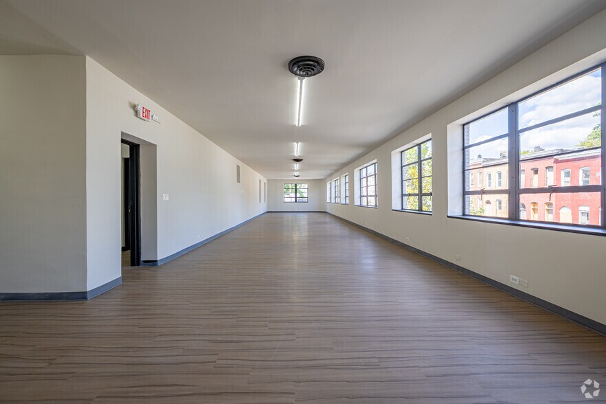 More Photos Of 2441 W Baltimore St, Baltimore Flex For Sale