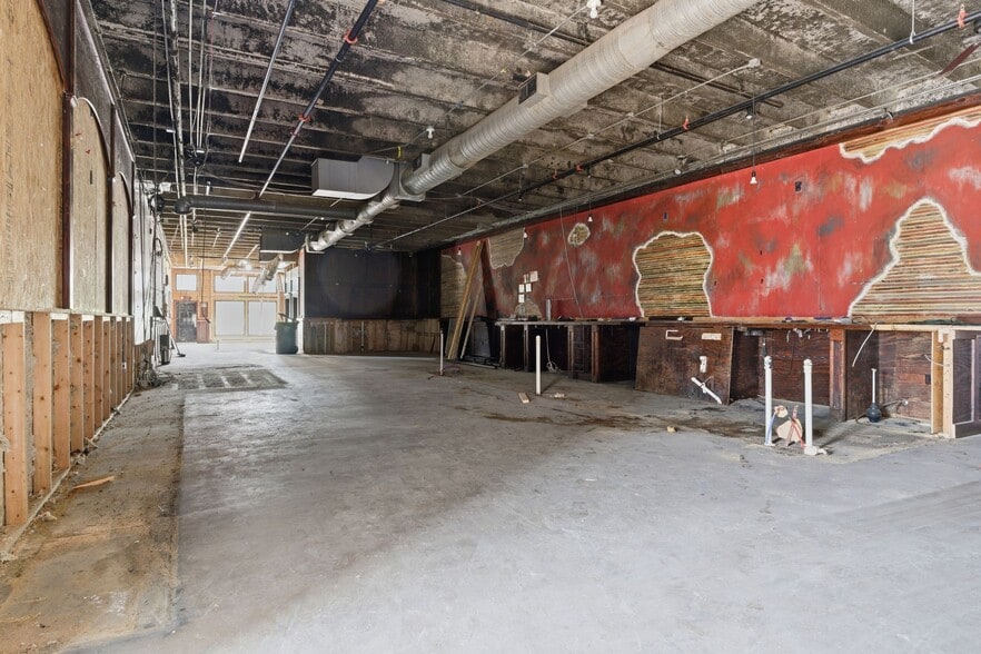 More Photos Of 823 Woodland St, Nashville Freestanding For Lease