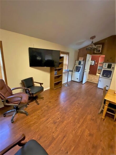 More Photos Of 27070 County Road 21, Red Level Bar For Sale