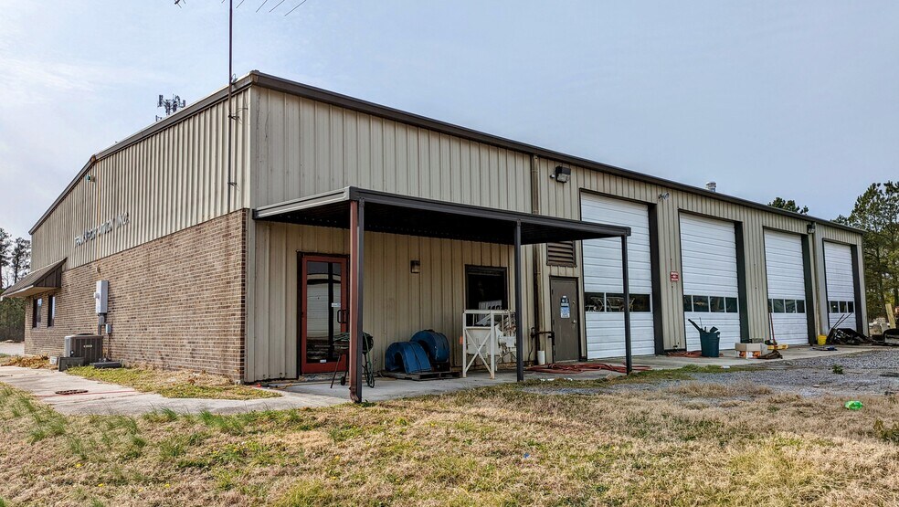 More Photos Of 21330 Blue Star Hwy, Jarratt Industrial For Sale