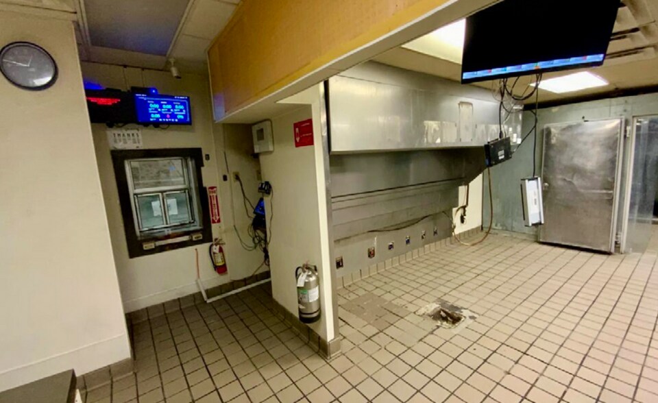 More Photos Of 611 Rancho Viejo Dr, Laredo Fast Food For Lease