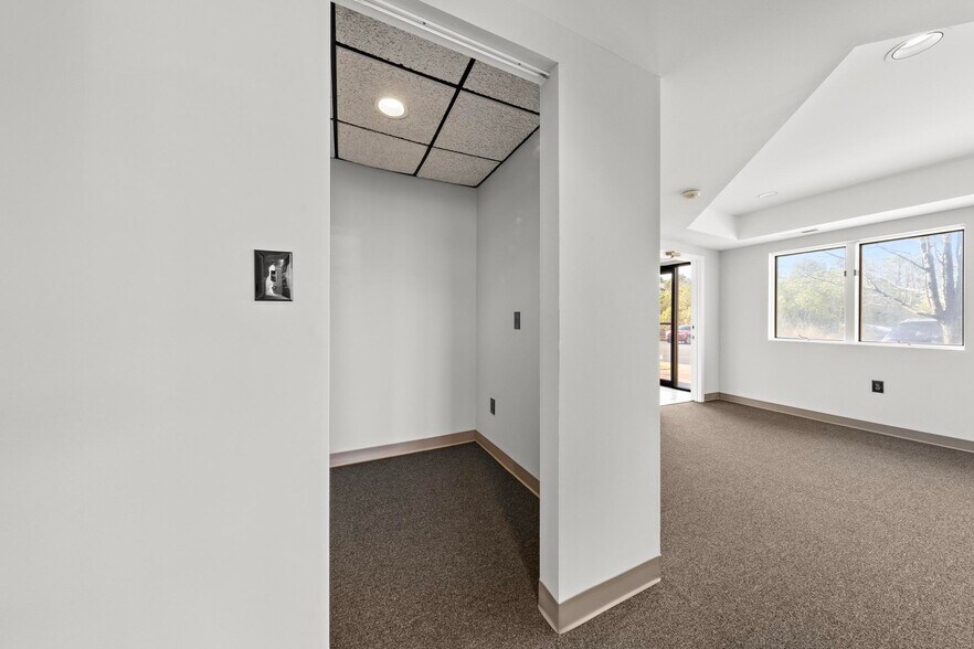 More Photos Of 675 Route 72 E, Manahawkin Office For Lease