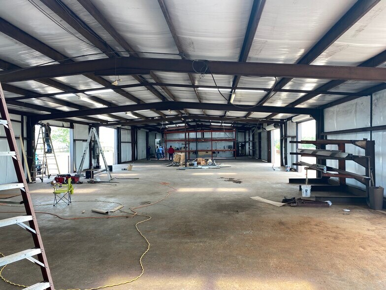 More Photos Of 3838 S Hwy 287, Waxahachie Auto Repair For Sale