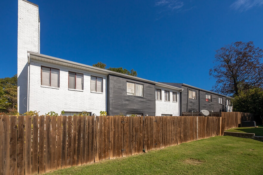 More Photos Of 2780 Raleigh-Lagrange Rd, Memphis Apartments For Sale