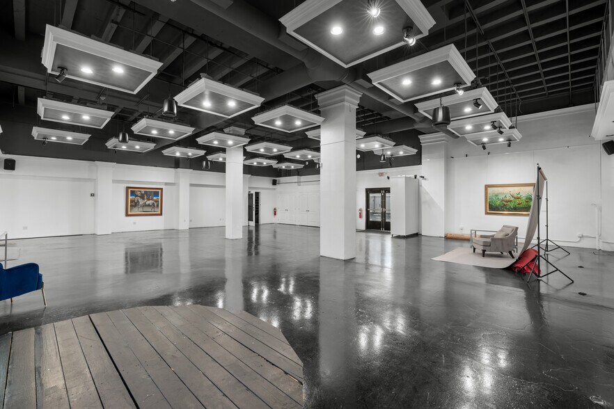 More Photos Of 939 N Magnolia Ave, Ocala Freestanding For Sale