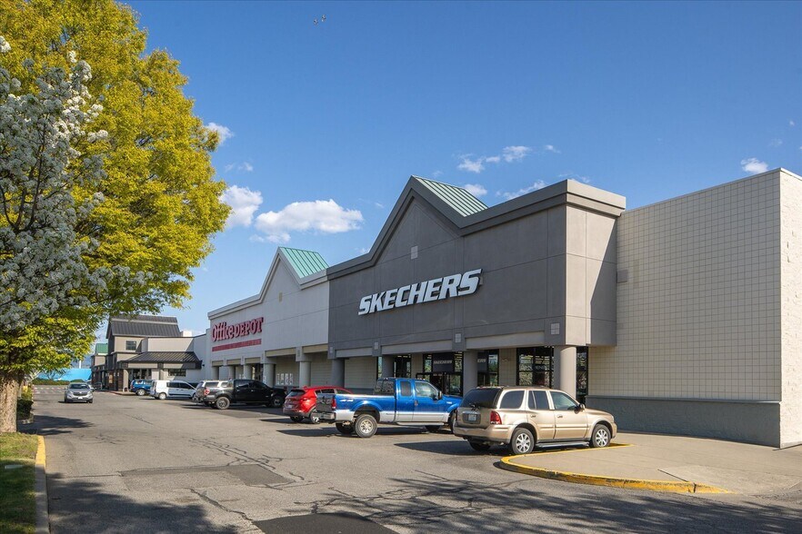More Photos Of 14008-14024 E Sprague Ave, Spokane Vly, Spokane Valley Freestanding For Sale