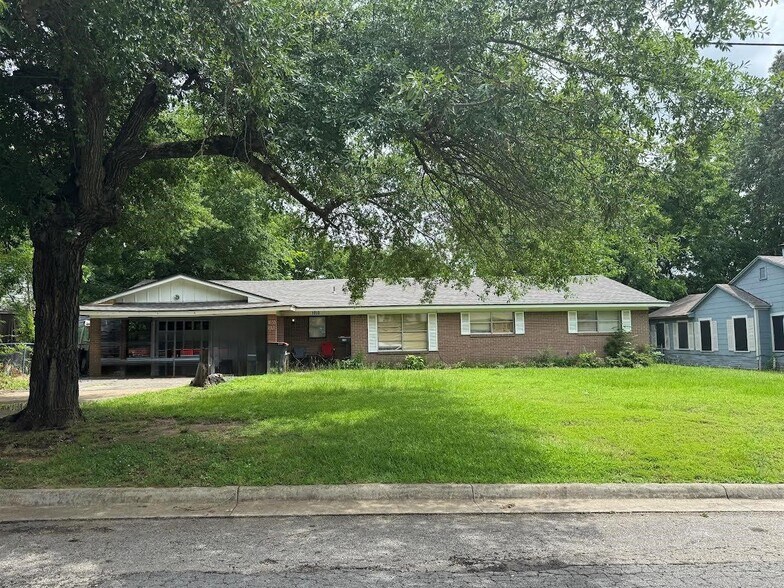 More Photos Of 4515 SE Loop 286, Paris Apartments For Sale