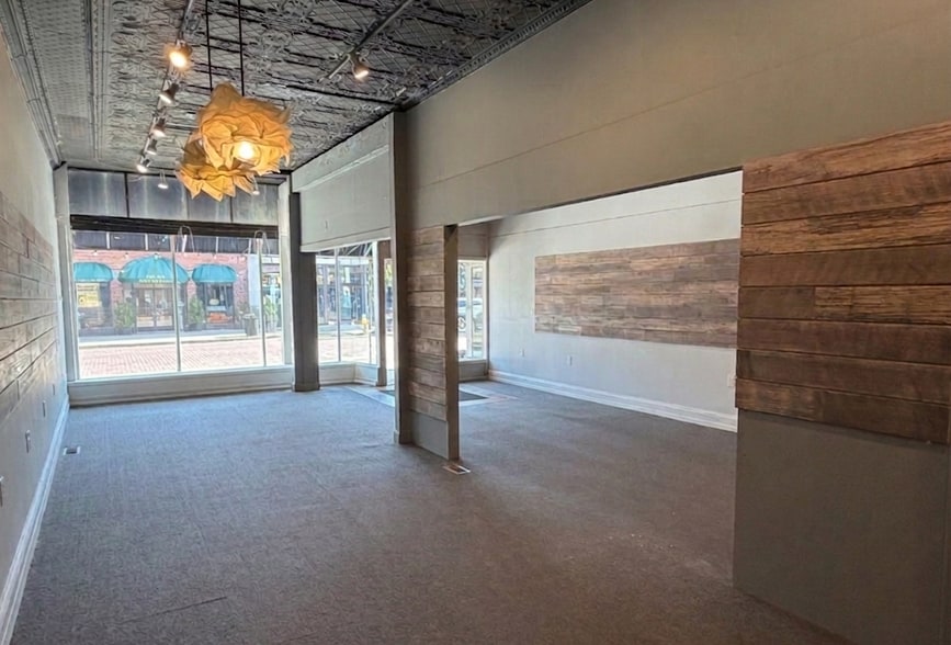 More Photos Of 675-685 Washington St, Norwood Storefront Retail Office For Lease