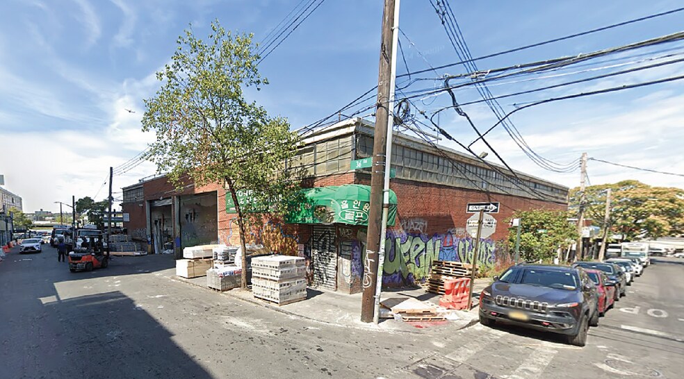 More Photos Of 133-25 36th Rd, Queens Warehouse For Lease