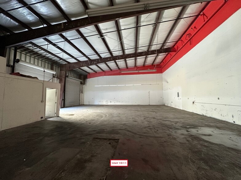 More Photos Of 10881 Santa Fe Ave, Hesperia Warehouse For Lease