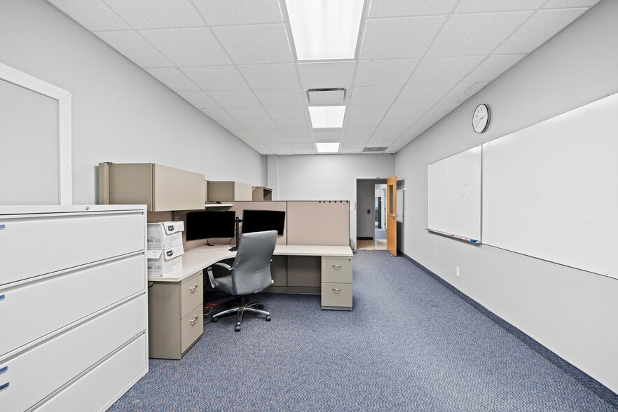 More Photos Of 2305 S Center Rd, Burton Office For Sale