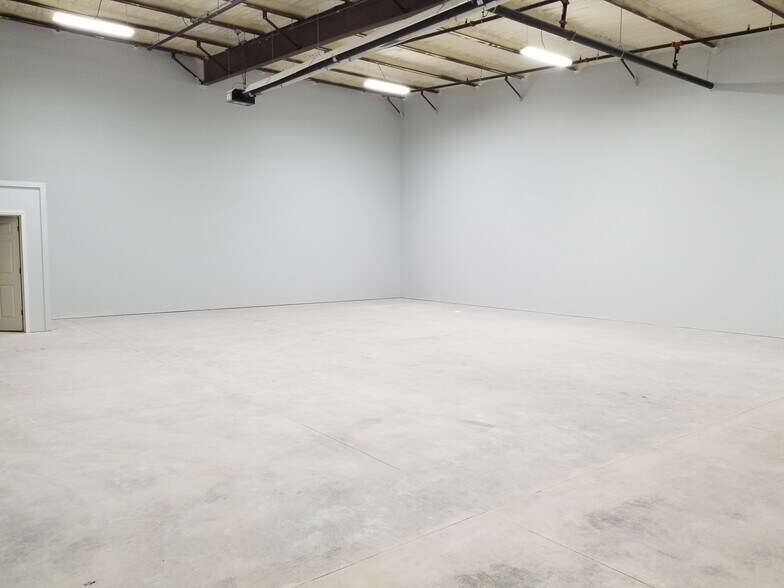 More Photos Of 1303 Enterprise Dr, Highland Twp Industrial For Lease