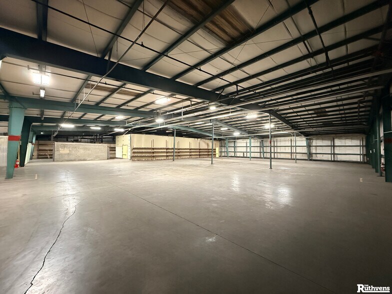 More Photos Of 3310 Reynolds Rd, Lakeland Warehouse For Sale