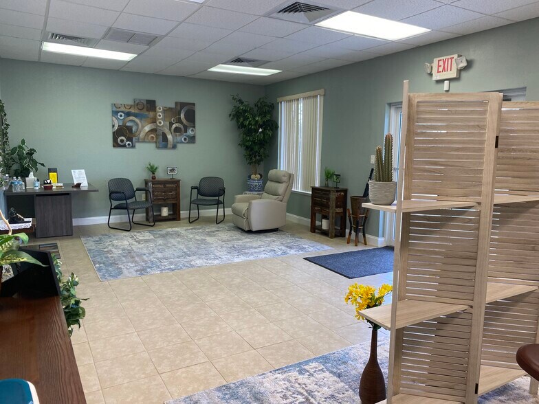 More Photos Of 15437 S US Highway 441, Summerfield Medical For Lease