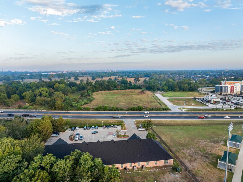 More Photos Of 3031 University Dr E, College Station Land For Sale